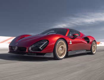 Alfa Romeo 33 Stradale (#00) '2024