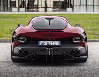 Alfa Romeo 33 Stradale (#00) '2024
