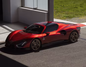 Alfa Romeo 33 Stradale (#00) '2024