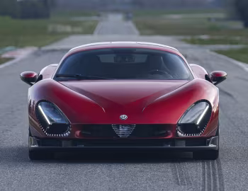 Alfa Romeo 33 Stradale (#00) '2024