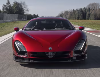 Alfa Romeo 33 Stradale (#00) '2024