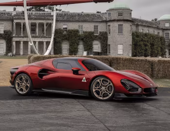 Alfa Romeo 33 Stradale '08.2023