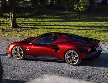 Alfa Romeo 33 Stradale '08.2023