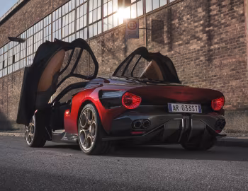Alfa Romeo 33 Stradale '08.2023