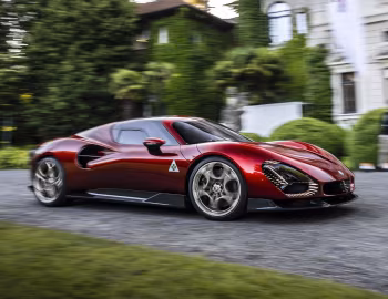 Alfa Romeo 33 Stradale '08.2023