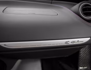2015–18 Alfa Romeo 4C [North America] (960) '2014–18