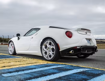 2015–18 Alfa Romeo 4C [North America] (960) '2014–18