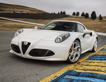 2015–18 Alfa Romeo 4C [North America] (960) '2014–18