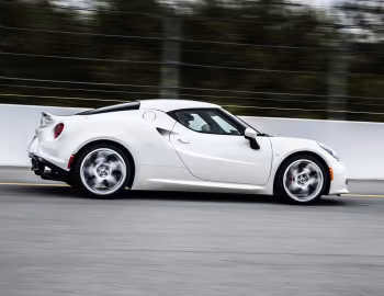 2015–18 Alfa Romeo 4C [North America] (960) '2014–18
