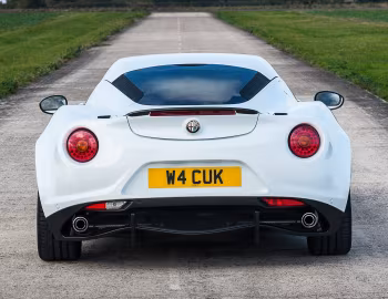 Alfa Romeo 4C [UK-spec] (960) '2014–19