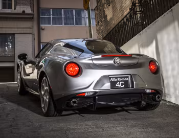 2015–18 Alfa Romeo 4C [North America] (960) '2014–18