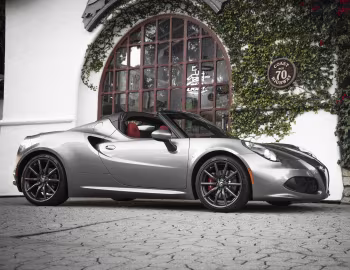 2015–20 Alfa Romeo 4C Spider [North America] (960) '2015–19