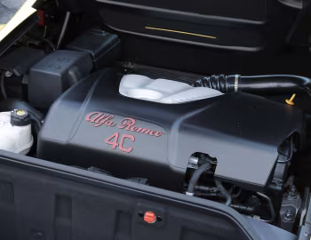 Sous la capuche Alfa Romeo 4C Spider [UK-spec] (960) '2015–19
