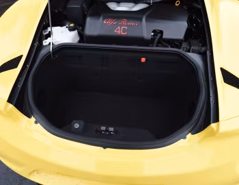 Coffre Alfa Romeo 4C Spider [UK-spec] (960) '2015–19