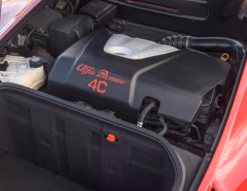 Sous la capuche Alfa Romeo 4C Spider [UK-spec] (960) '2015–19
