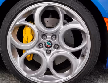 Alfa Romeo 4C Spider Italia [Japan] (960) '2019