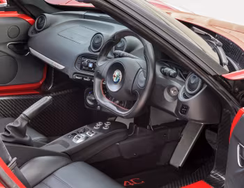 Panel frontal Alfa Romeo 4C Spider [UK-spec] (960) '2015–19