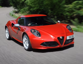 Alfa Romeo 4C [UK-spec] (960) '2014–19