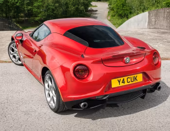 Alfa Romeo 4C [UK-spec] (960) '2014–19