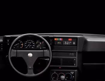 Panneau avant Alfa Romeo 75 1.8 IE (162B) '1988–92