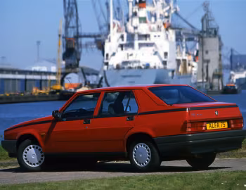 Alfa Romeo 75 (162B) '1988–92