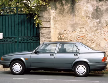 Alfa Romeo 75 1.8 IE (162B) '1988–92
