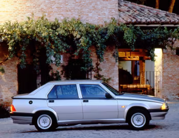 Alfa Romeo 75 2.4 TD (162B) '1988–92