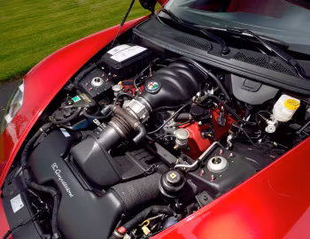 Sous la capuche Alfa Romeo 8C Competizione [North America] '2008