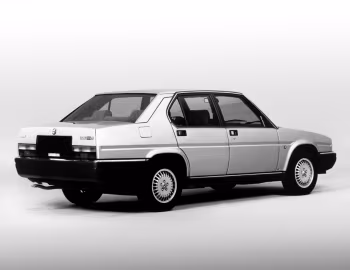 Alfa Romeo 90 (162A) '1984–86