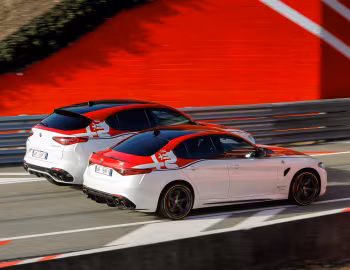 Alfa Romeo Stelvio Quadrifoglio Alfa Romeo Racing, Alfa Romeo Giulia Quadrifoglio "Alfa Romeo Racing"