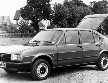 Alfa Romeo Alfasud SC 5-door [UK-spec] (901) '1982–83