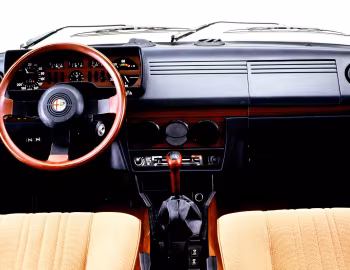 Panneau avant Alfa Romeo Alfetta 2.0 (116) '1981–83