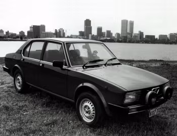 Alfa Romeo Alfetta 2000 L [Australia] (116) '1978–81