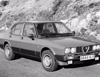 Alfa Romeo Alfetta Gold Cloverleaf [UK-spec] (116) '1983–84