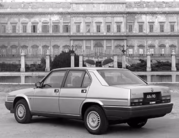 Alfa Romeo 90 (162A) '1984–86
