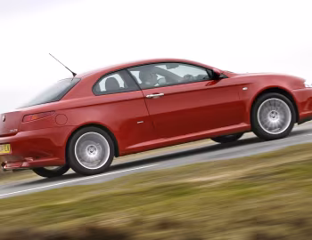 Alfa Romeo GT [UK-spec] (937C) '2004–06