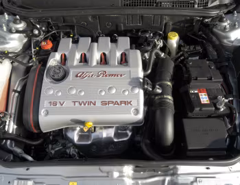Sous la capuche Alfa Romeo GT [Worldwide] (937C) '2003–06