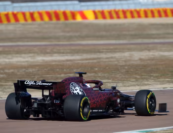 Alfa Romeo C38 with a special "Love" livery '02.2019
