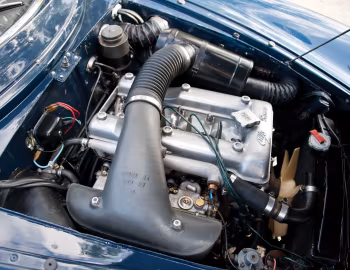 Sob o capô Alfa Romeo Giulia 1600 Sprint Speciale (101) '1963–66