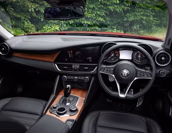 Panneau avant Alfa Romeo Giulia [Japan] (952) '2017–pr.
