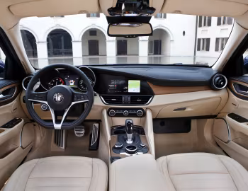 Panneau avant Alfa Romeo Giulia [Worldwide] (952) '2016–pr.
