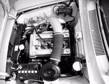 Sous la capuche Alfa Romeo Giulia Sprint GT Veloce (105.36) '1965–68