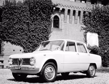 Alfa Romeo Giulia 1300 (105.06) '1964–71