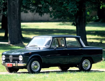 Alfa Romeo Giulia 1300 Super (115.09) '1970–72