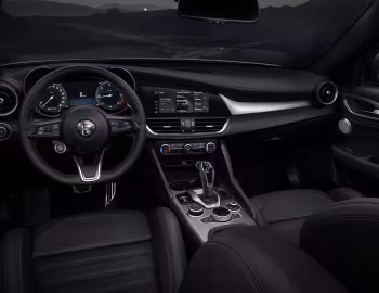 Panneau avant Alfa Romeo Giulia Competizione [Worldwide] (952) '2023