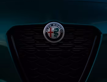 Logo 2025 Alfa Romeo Giulia Intensa [North America] (952) '2025