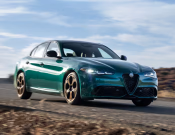 2025 Alfa Romeo Giulia Intensa [North America] (952) '2025
