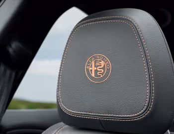 Intérieur Alfa Romeo Giulia Intensa [UK-spec] (952) '2025