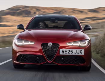 Alfa Romeo Giulia Intensa [UK-spec] (952) '2025