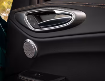 Intérieur 2025 Alfa Romeo Giulia Intensa [North America] (952) '2025